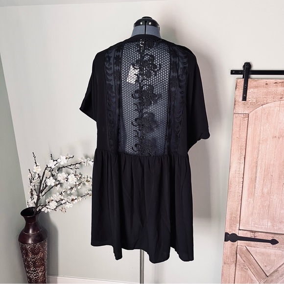 Lane Bryant Other - Lane Bryant Embroidered Mesh Swim Cover NWT Size 18/20